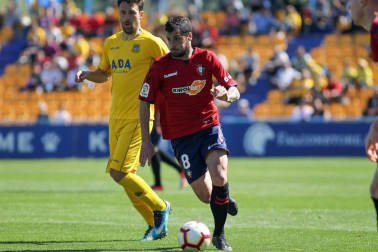 Galería de imágenes del partido disputado este sábado en el estadio de Santo Domingo.