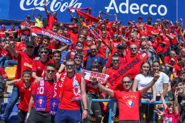 Galería de imágenes del partido disputado este sábado en el estadio de Santo Domingo.