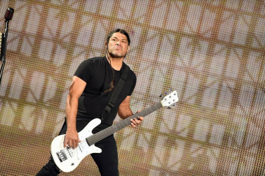 El concierto más multitudinario de Metallica en España, probablemente también uno de los más numerosos de su propia historia, se ha celebrado este viernes en Madrid ante 68.000 personas.