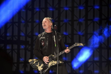 El concierto más multitudinario de Metallica en España, probablemente también uno de los más numerosos de su propia historia, se ha celebrado este viernes en Madrid ante 68.000 personas.