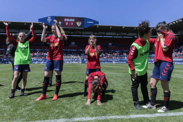 Osasuna Femenino superó al Santa Teresa Badajoz (2-1) con goles de Patricia Zugasti y Lorena Herrera, pero no logró el pase a la final de la fase de ascenso a LaLiga Iberdrola, en un duelo en el que las navarras mostraron mayor ambición en el campo que su rival.