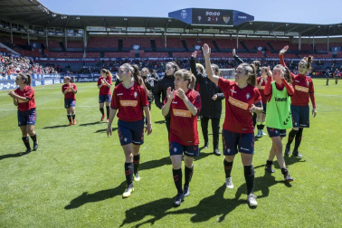 Osasuna Femenino superó al Santa Teresa Badajoz (2-1) con goles de Patricia Zugasti y Lorena Herrera, pero no logró el pase a la final de la fase de ascenso a LaLiga Iberdrola, en un duelo en el que las navarras mostraron mayor ambición en el campo que su rival.