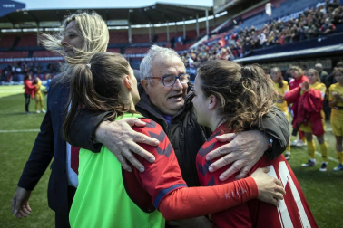 Osasuna Femenino superó al Santa Teresa Badajoz (2-1) con goles de Patricia Zugasti y Lorena Herrera, pero no logró el pase a la final de la fase de ascenso a LaLiga Iberdrola, en un duelo en el que las navarras mostraron mayor ambición en el campo que su rival.