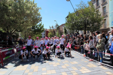 Muñoz y Carrera vencen en la Vuelta a la Mejana. Un total de 929 atletas participaron en la XXXIX edición de esta popular cita de la capital ribera