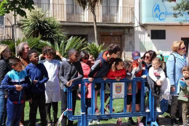 Muñoz y Carrera vencen en la Vuelta a la Mejana. Un total de 929 atletas participaron en la XXXIX edición de esta popular cita de la capital ribera