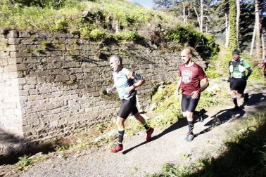 Esta carrera, incluida en el XI Campeonato Navarro de Carreras de la Federación Navarra de Deportes de Montaña y Escalada, reunió a 117 inscritos (90 de ellos cruzaron la meta).