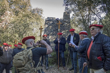 El Partido Carlista celebra su reunión anual en Montejurra.