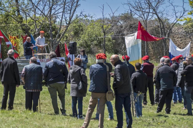 El Partido Carlista celebra su reunión anual en Montejurra.
