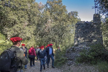 El Partido Carlista celebra su reunión anual en Montejurra.