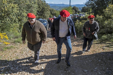 El Partido Carlista celebra su reunión anual en Montejurra.