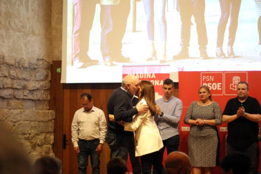Las candidatas María Chivite y Maite Esporrín protagonizaron el acto de presentación de candidaturas a las elecciones autonómicas y municipales de 2019.