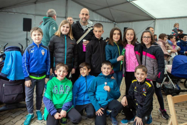 Barañáin celebró, del 3 al 5 de mayo, un cuarto de siglo de su Festival Internacional de Títeres. Una cita cultural ya asentada en la Comarca de Pamplona, que ha contado en esta edición con la participación de diez compañías de títeres y marionetas, tres de ellas llegadas desde Italia/Australia, Argentina y Bélgica.