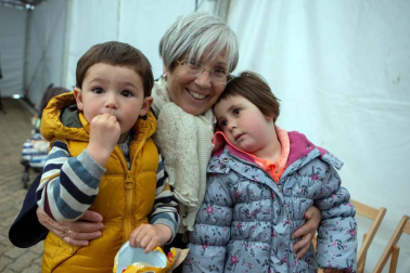 Barañáin celebró, del 3 al 5 de mayo, un cuarto de siglo de su Festival Internacional de Títeres. Una cita cultural ya asentada en la Comarca de Pamplona, que ha contado en esta edición con la participación de diez compañías de títeres y marionetas, tres de ellas llegadas desde Italia/Australia, Argentina y Bélgica.