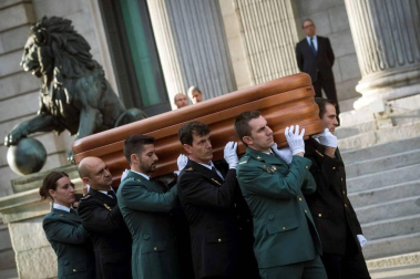 Fotos de la capilla ardiente de Alfredo Pérez Rubalcaba, celebrada este viernes en el Congreso de los Diputados