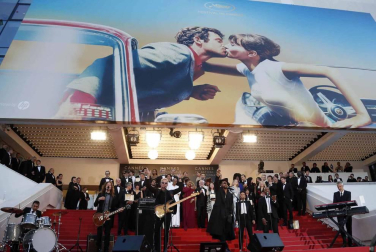 Varias fotos de los asistentes al fin del Fesival de Cannes de este año y de la ceremonia final