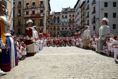 Fotos de los gigantes y cabezudos de Pamplona, 14 de julio de San Fermín 2018