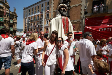 Fotos de los gigantes y cabezudos de Pamplona, 14 de julio de San Fermín 2018