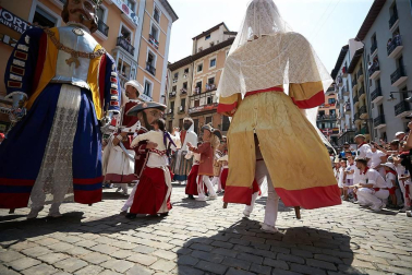 Fotos de los gigantes y cabezudos de Pamplona, 14 de julio de San Fermín 2018