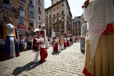 Fotos de los gigantes y cabezudos de Pamplona, 14 de julio de San Fermín 2018