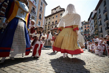 Fotos de los gigantes y cabezudos de Pamplona, 14 de julio de San Fermín 2018