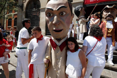 Salida de los gigantes y cabezudos de Pamplona, 9 de julio de San Fermín 2018
