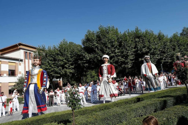 Salida de los gigantes y cabezudos de Pamplona, 9 de julio de San Fermín 2018