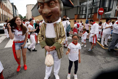 Salida de los gigantes y cabezudos de Pamplona, 8 de julio de San Fermín 2018