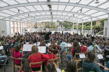 El tiempo permitió seguir el guión al principio, pero la lluvia marcó la recta final de la mañana e hizo cambiar escenarios