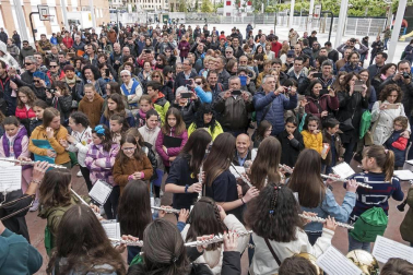 El tiempo permitió seguir el guión al principio, pero la lluvia marcó la recta final de la mañana e hizo cambiar escenarios