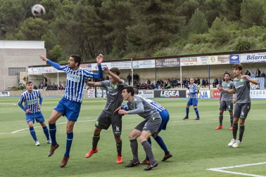 Galería de fotos de la victoria que ha dado la permanencia al Izarra