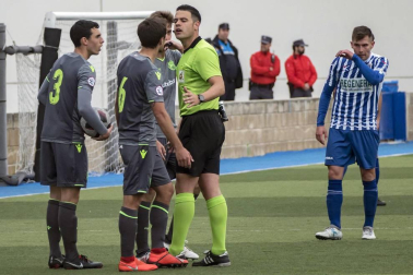 Galería de fotos de la victoria que ha dado la permanencia al Izarra