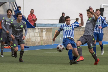 Galería de fotos de la victoria que ha dado la permanencia al Izarra