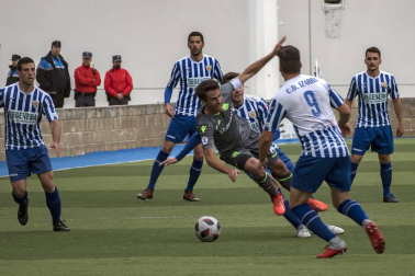 Galería de fotos de la victoria que ha dado la permanencia al Izarra