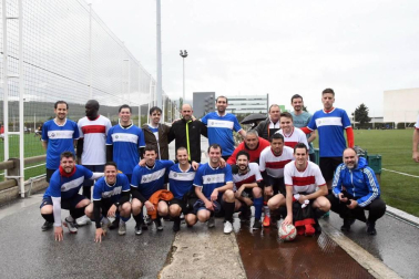 La competición entre empresas innovó este fin de semana con el reto solidario del Challenge Intersport donde catorce equipos de nueve empresas compitieron con realizar el mayor número de kilómetros que se transformaron en dinero