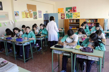 Alumnado del colegio Notre Dame-Fesd de Burlada durante una jornada lectiva.