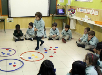 Alumnado del colegio Notre Dame-Fesd de Burlada durante una jornada lectiva.