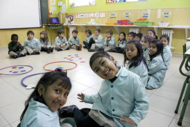 Alumnado del colegio Notre Dame-Fesd de Burlada durante una jornada lectiva.