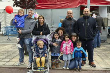 Es uno de los barrios más jóvenes de la Comarca de Pamplona, pero ello no les impide organizarse para disfrutar de sus propios festejos, con la colaboración de los ayuntamientos de Pamplona, Burlada y valle de Egués. A pesar de las inclemencias meteorológicas, los vecinos sacaron el máximo provecho a la programación.