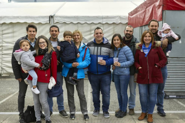 Es uno de los barrios más jóvenes de la Comarca de Pamplona, pero ello no les impide organizarse para disfrutar de sus propios festejos, con la colaboración de los ayuntamientos de Pamplona, Burlada y valle de Egués. A pesar de las inclemencias meteorológicas, los vecinos sacaron el máximo provecho a la programación.