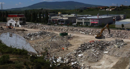 La antigua fábrica de Super Ser, reducida a escombros