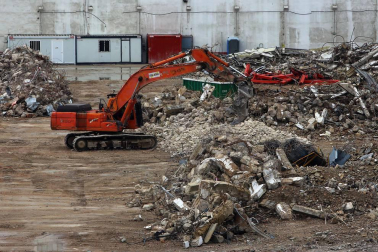 La antigua fábrica de Super Ser, reducida a escombros