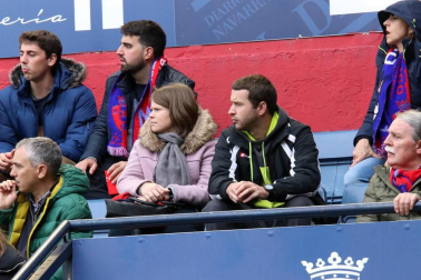 Fotos del búscate en la grada del Osasuna - Unión Deportiva Las Palmas