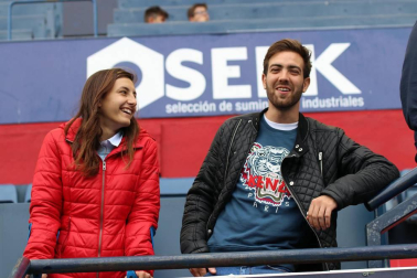 Fotos del búscate en la grada del Osasuna - Unión Deportiva Las Palmas