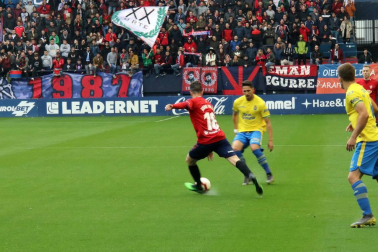 Galería de imágenes del Osasuna-Las Palmas disputado este sábado en El Sadar.