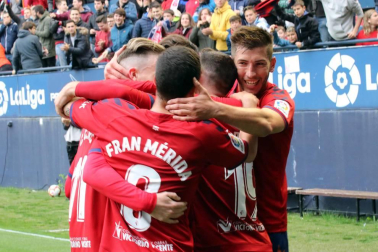 Galería de imágenes del Osasuna-Las Palmas disputado este sábado en El Sadar.