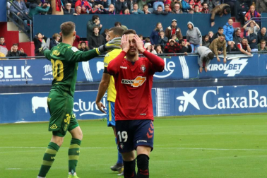 Galería de imágenes del Osasuna-Las Palmas disputado este sábado en El Sadar.