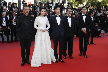 Antonio Banderas ha recibido el premio a mejor actor por su papel en 'Dolor y gloria'. La Palma de Oro ha sido para Bong Joon-ho por 'Parasite'