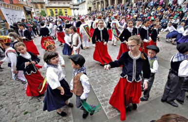 El centro de Pamplona vivió este sábado una jornada de eventos múltiples y solapados