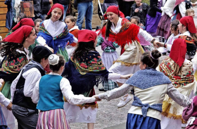 El centro de Pamplona vivió este sábado una jornada de eventos múltiples y solapados
