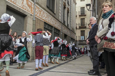 La corporación municipal subió casi al completo a la basílica en el que fue el último acto oficial de la legislatura